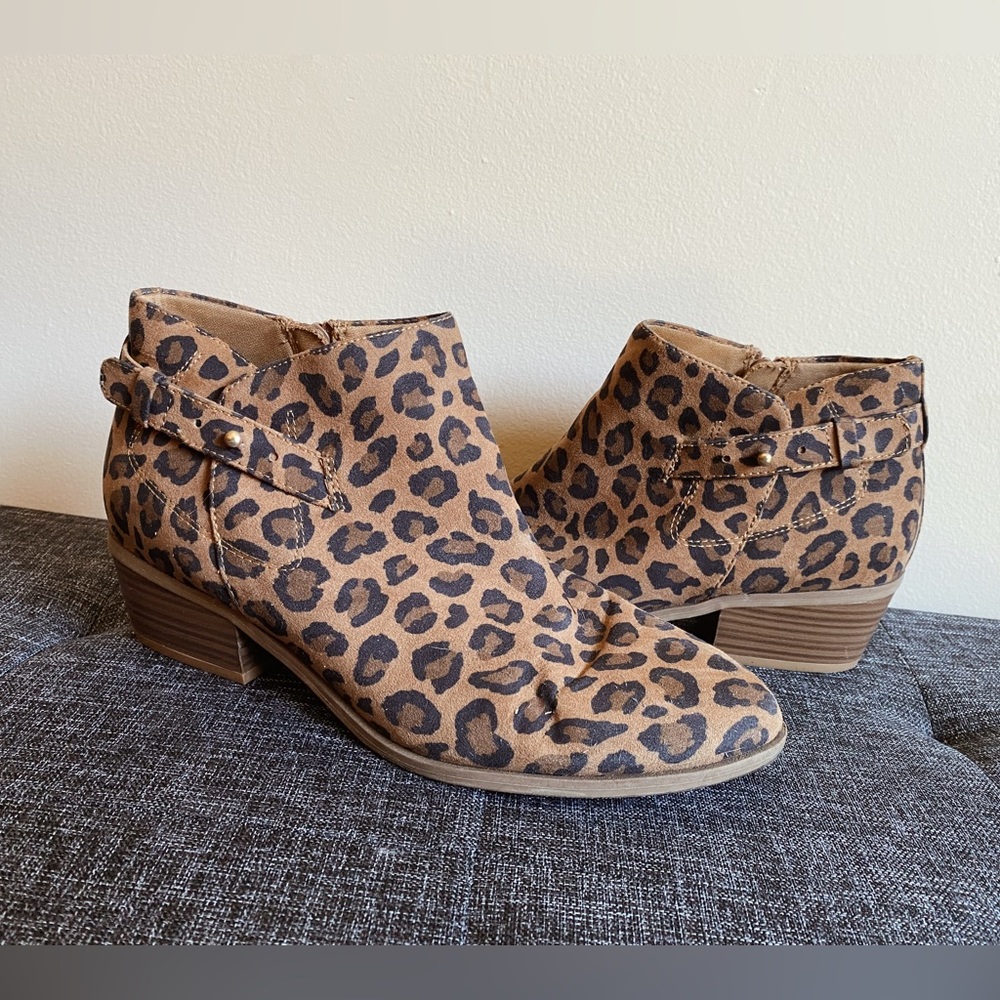 Old Navy Leopard Ankle Boots